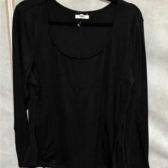 Maurices Classic Black Blouse - Picture 1 of 4